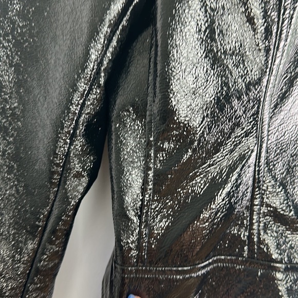 Aritzia Wilfred “Tempest” Slim Fit Cropped High Shine Black Vinyl Lined Jacket - Picture 8 of 16